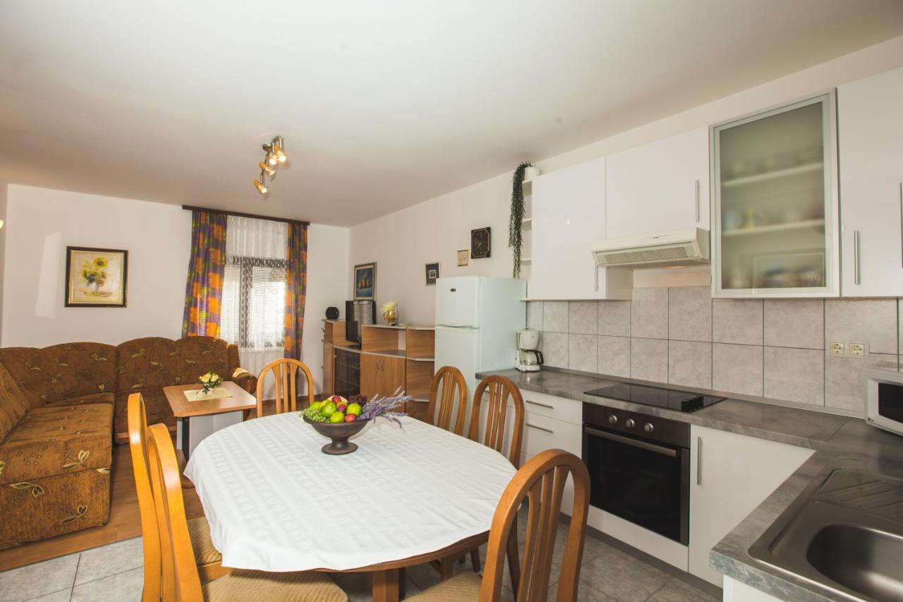 Apartmani Nada & Darko, Kampor, Rab, Hrvatska Ngoại thất bức ảnh