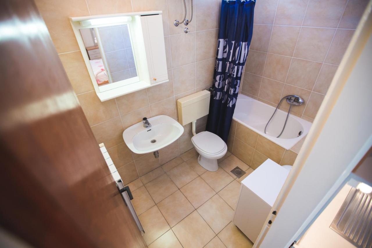 Apartmani Nada & Darko, Kampor, Rab, Hrvatska Ngoại thất bức ảnh